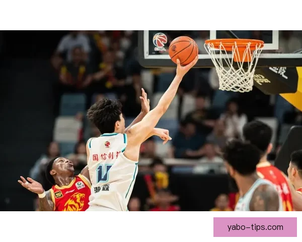 杨瀚森在发展联盟专注体能提升和技术磨炼 强调避免不必要犯规